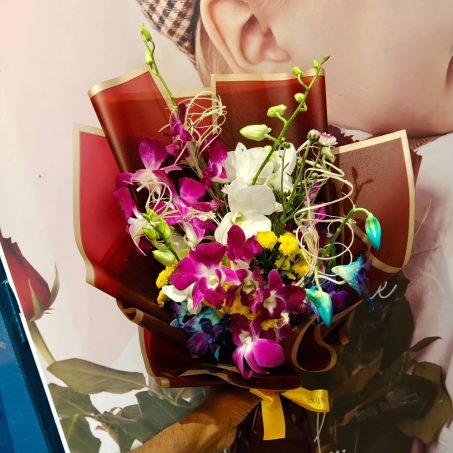 10 Multicolor Mix Orchid Bouquet