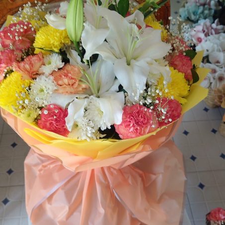 Lily Carnation Chrysanthemum Daisy Mix Flower Bouquet